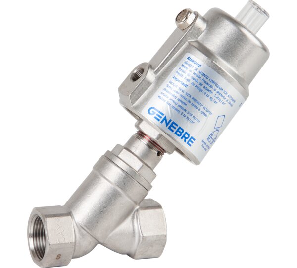 Válvula asiento inclinado con actuador neumático de simple efecto